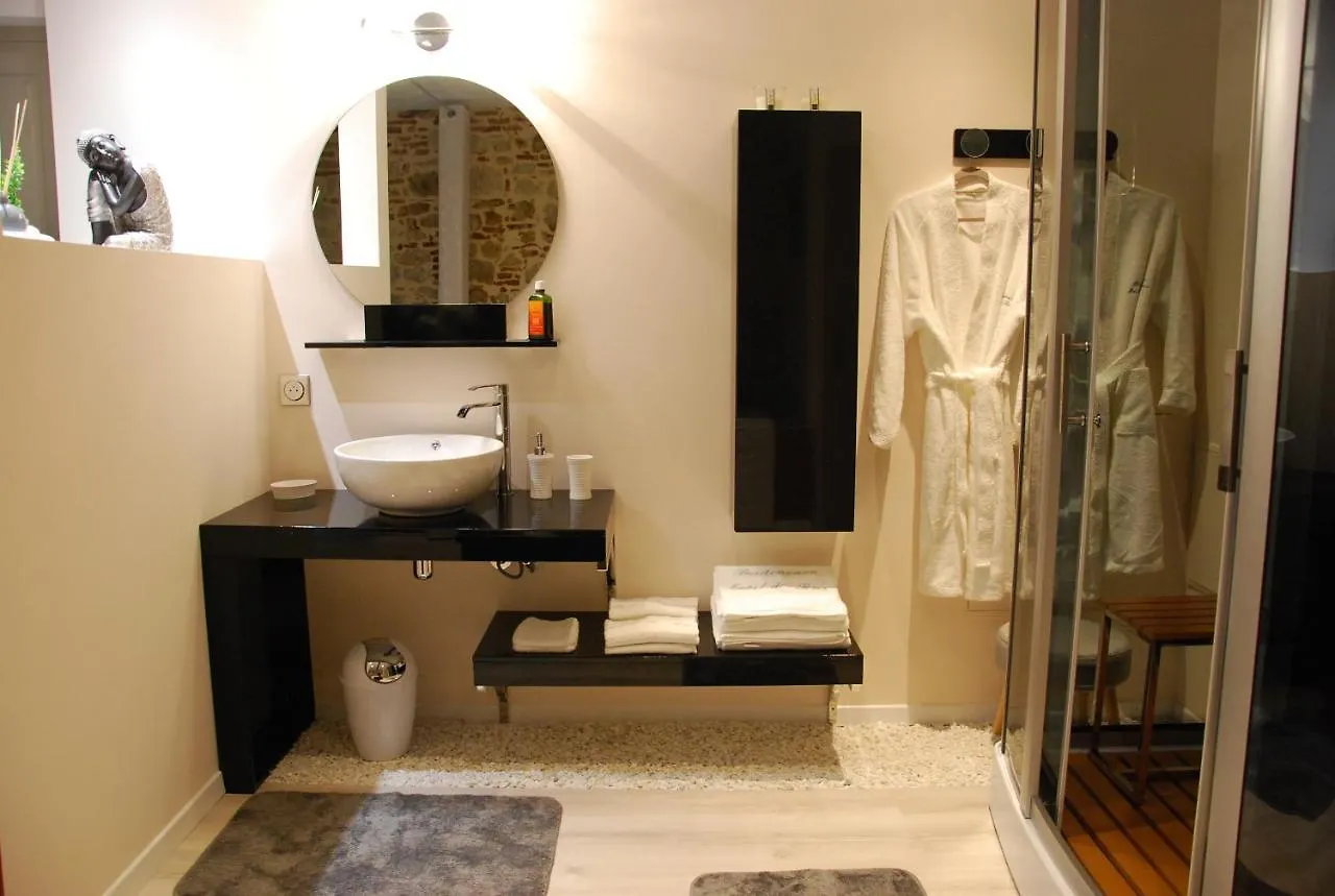 Oda ve Kahvaltı Bordeneuve Spa Et Bien-Etre Caignac